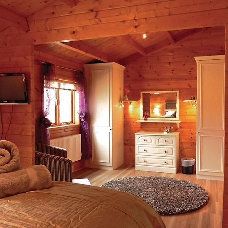 Mill Meadow Lodges Llanbister Kültér fotó